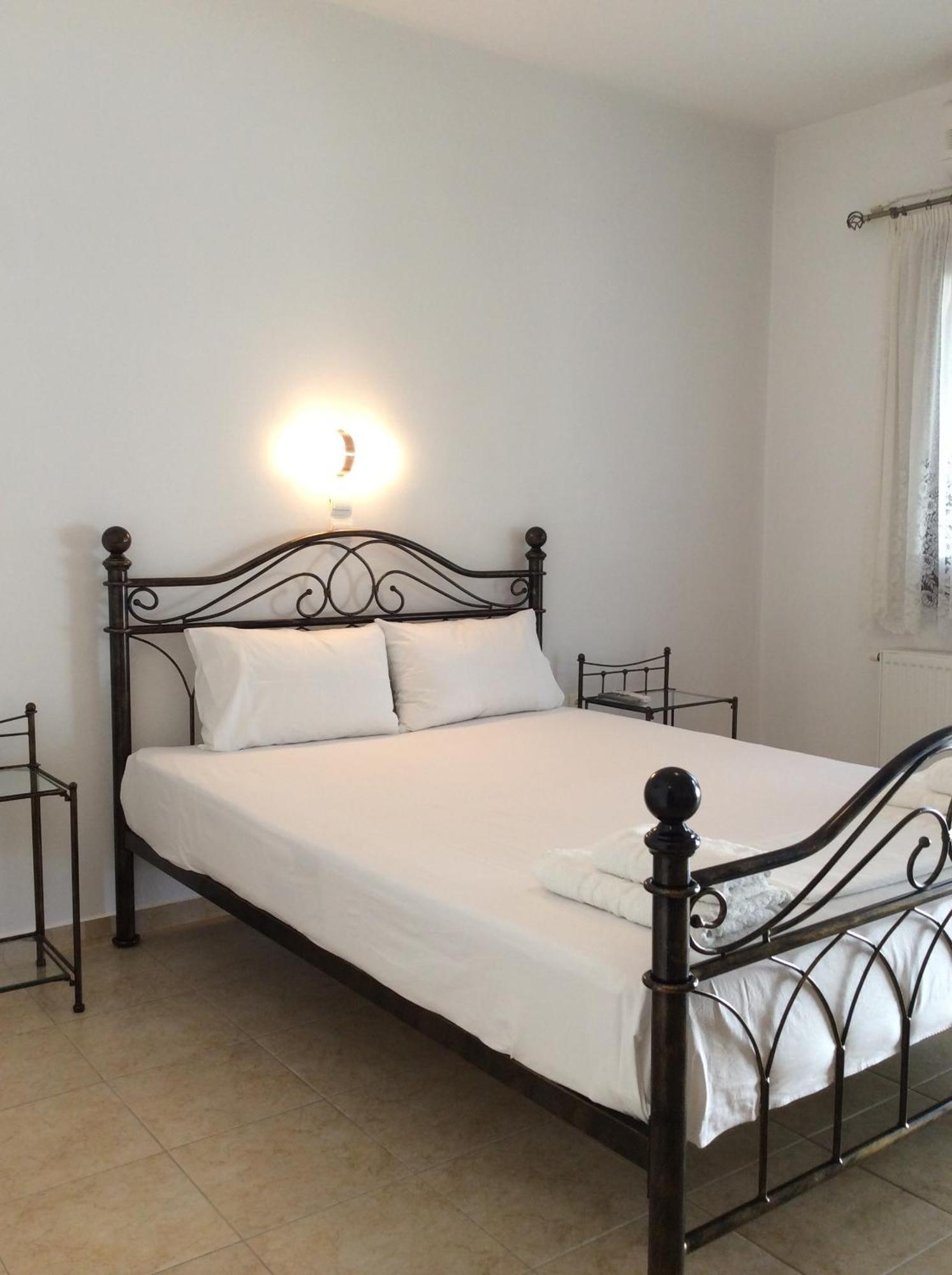 Eleana Studios Skyros Bagian luar foto