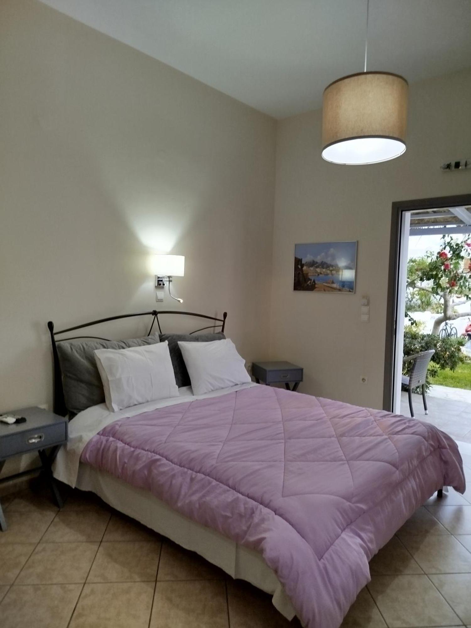 Eleana Studios Skyros Bagian luar foto