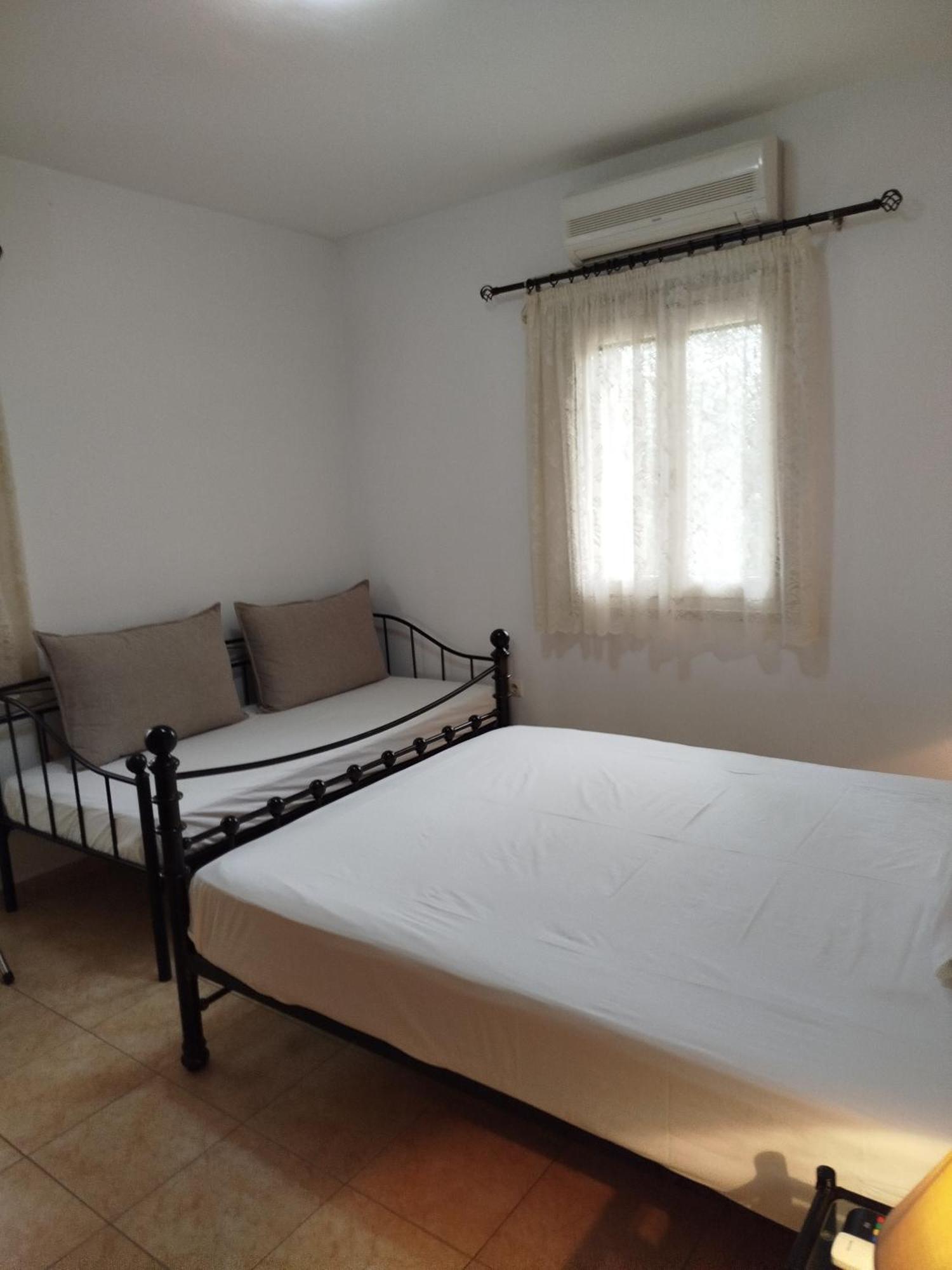 Eleana Studios Skyros Bagian luar foto